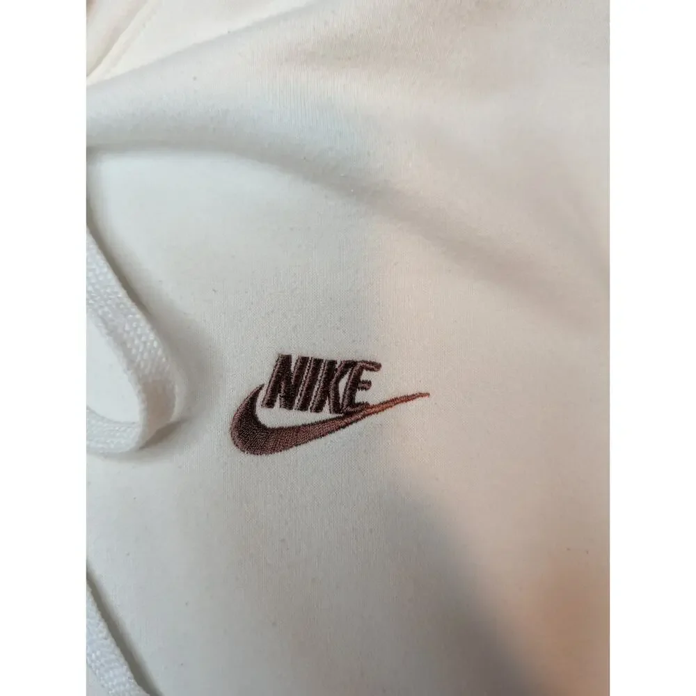 Nike Sportswear Club Men's Pullover Hoodie - White